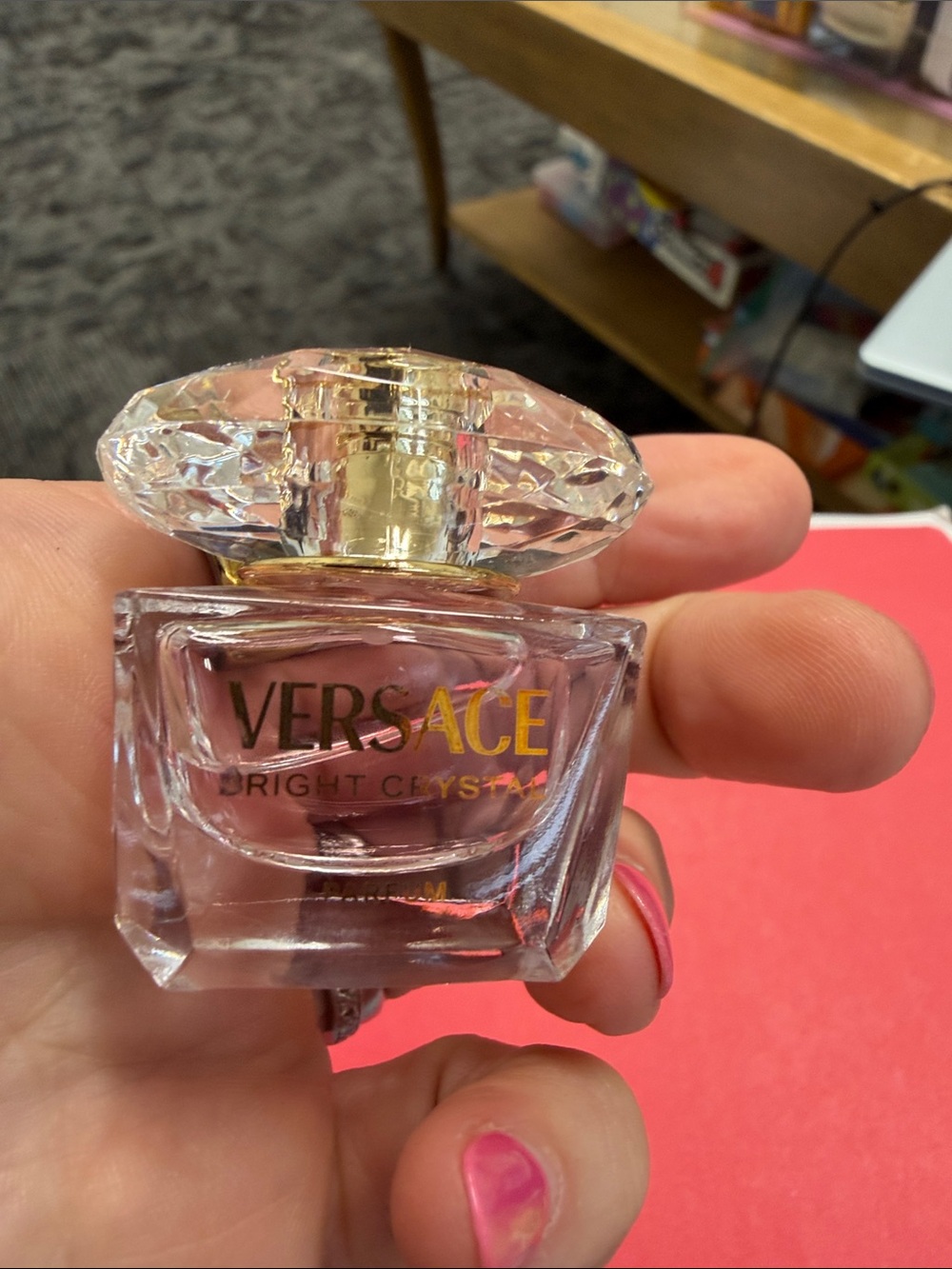 Versace Bright Crystal pour femme - Picture 7 of 9